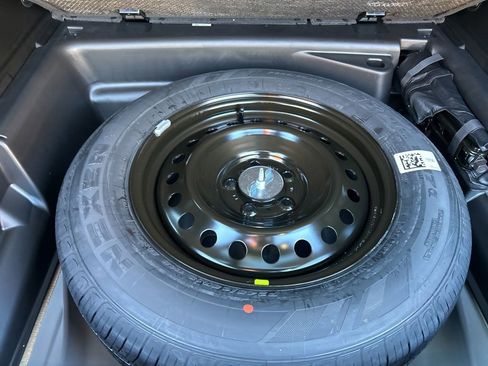 New 2025 Jeep Grand Cherokee Limited w/ Trailer Tow Package image 41