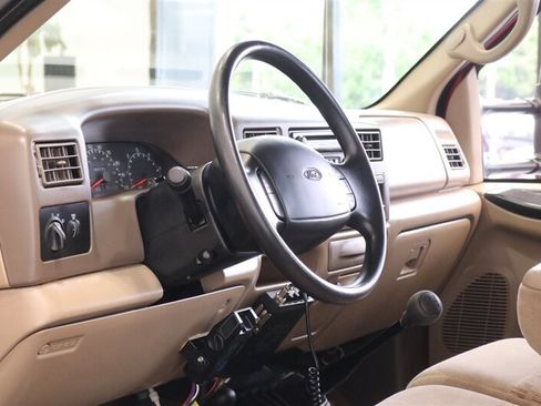 Used 1999 Ford F250 XLT AWD/4WD image 78