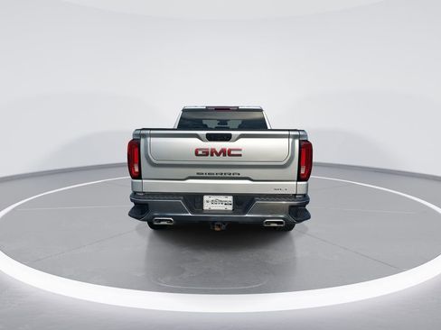 Used 2022 GMC Sierra 1500 SLT AWD/4WD image 7