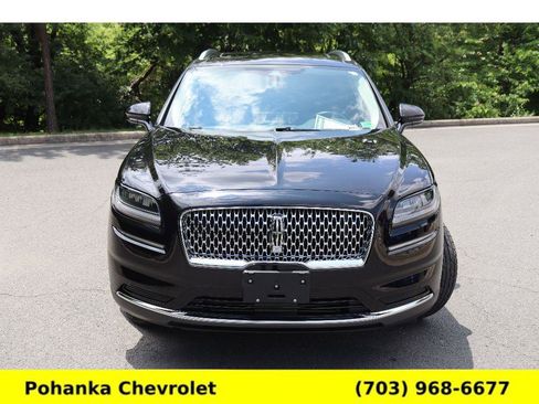 Used 2023 Lincoln Nautilus Reserve image 2