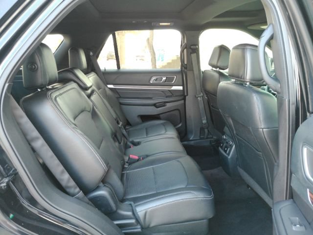 Used 2016 Ford Explorer Limited w/ Equipment Group 303A AWD/4WD image 26