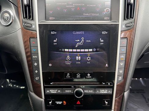 Used 2018 INFINITI Q50 Luxe w/ Essential Package (3.0T Luxe) AWD/4WD image 37