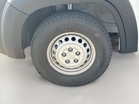 Used 2025 RAM ProMaster 2500 w/ U-Haul Equipment Group image 26