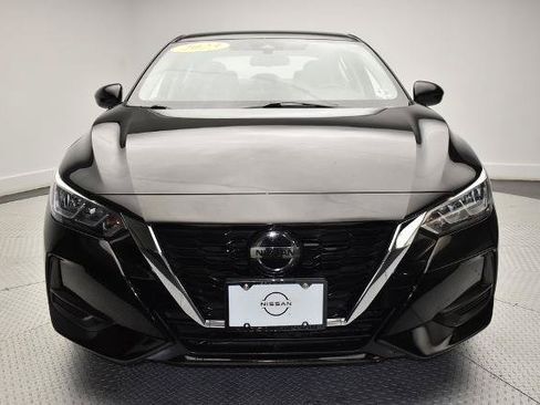 Certified 2023 Nissan Sentra SV FWD image 2