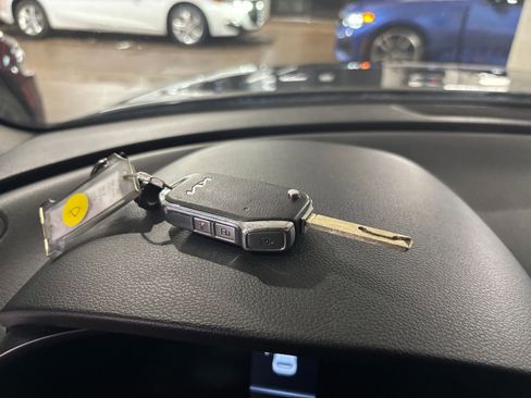 Used 2025 Kia Soul LX w/ LX Technology Package image 21