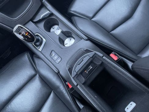 Used 2018 Cadillac XT5 Luxury w/ LPO, Wheel Lock Package image 26