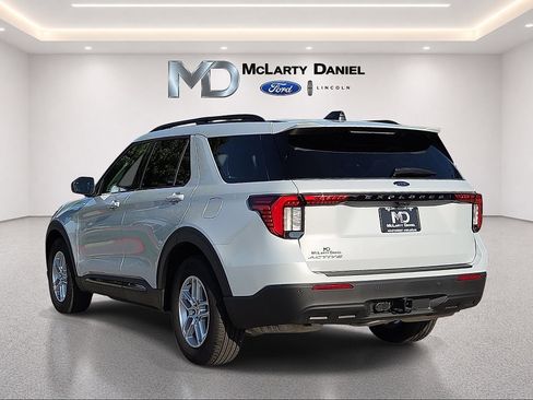 Used 2026 Ford Explorer Active RWD image 4
