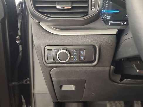 Used 2023 Ford Explorer XLT AWD/4WD image 23