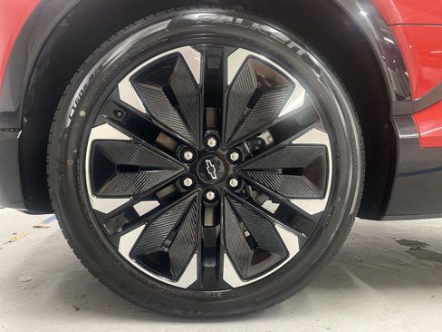 Used 2024 Chevrolet Blazer EV RS AWD/4WD image 22