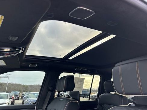 Used 2024 Jeep Grand Wagoneer Series III w/ Rear Seat Video Group 1 image 35