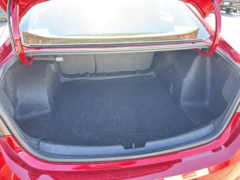 Used 2024 Chevrolet Malibu LT image 21