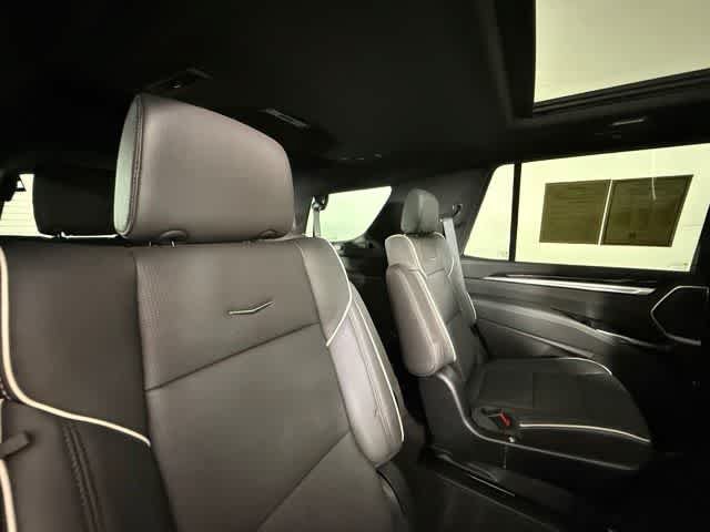Used 2026 Cadillac Escalade Sport AWD/4WD image 31