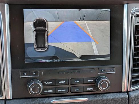 Used 2017 Porsche Macan image 19