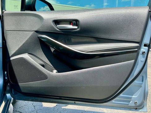 Used 2020 Toyota Corolla XLE FWD image 22