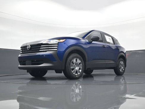 New 2026 Nissan Kicks S image 19