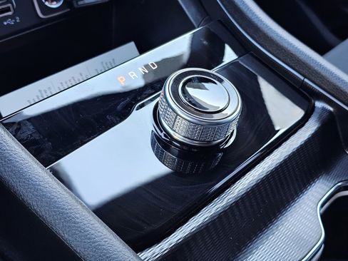 New 2025 Jeep Grand Cherokee L Laredo image 13