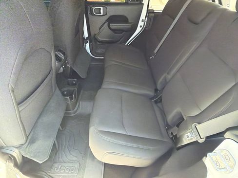 Used 2022 Jeep Wrangler Unlimited Sport AWD/4WD image 20
