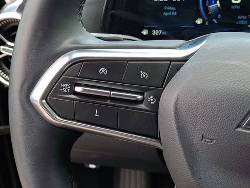 Used 2025 Chevrolet Equinox LT FWD image 13