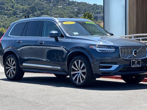 Used 2022 Volvo XC90 T8 Inscription w/ Advanced Package AWD/4WD image 9