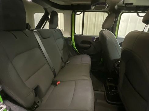 Used 2020 Jeep Wrangler Unlimited Sport S image 12
