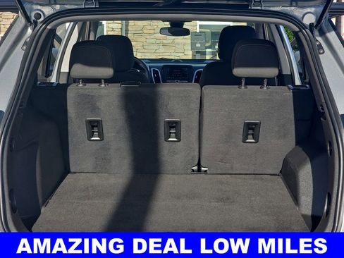 Used 2023 Chevrolet Equinox LT image 12