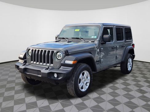 Used 2021 Jeep Wrangler Unlimited Sport image 2
