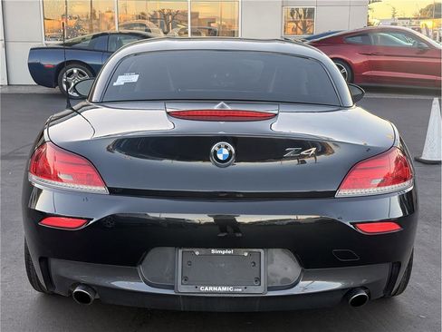 Used 2015 BMW Z4 sDrive35i image 6