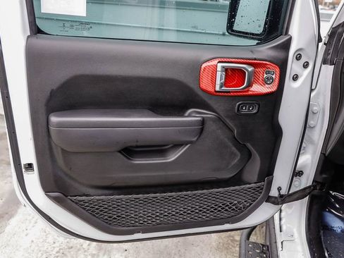 Certified 2022 Jeep Wrangler Unlimited Rubicon image 24