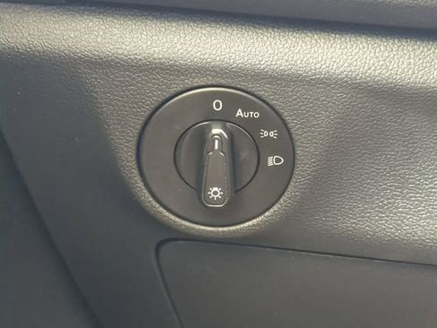 Used 2019 Volkswagen Jetta S w/ Driver Assistance Package image 23