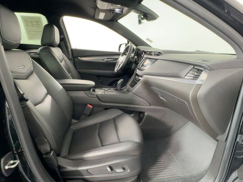 Used 2020 Cadillac XT5 Luxury image 30