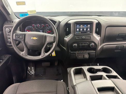 Used 2022 Chevrolet Silverado 1500 Custom w/ LPO, Blackout Package AWD/4WD image 7