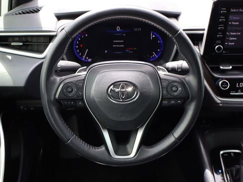 Used 2021 Toyota Corolla XSE FWD image 16