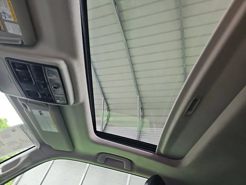 Used 2016 Toyota 4Runner SR5 Premium AWD/4WD image 33