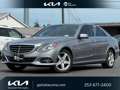 Used 2014 Mercedes-Benz E 350 4MATIC Sedan image 1