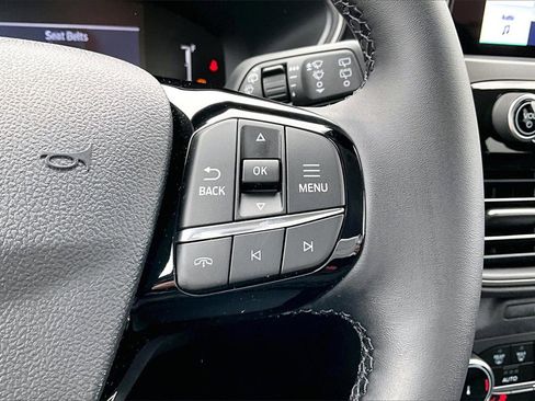 New 2026 Ford Escape Active w/ Cold Weather Package image 17