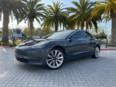 Used 2020 Tesla Model 3 Standard Range Plus RWD image 5