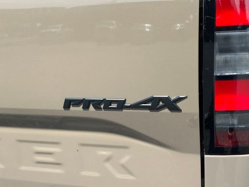 Used 2024 Nissan Frontier PRO-4X w/ Off-Road Protection Package AWD/4WD image 41