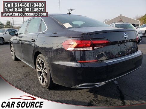 Used 2022 Volkswagen Passat 2.0T SE image 7