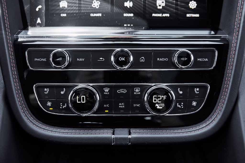 Used 2021 Bentley Bentayga AWD/4WD image 71