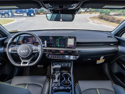 New 2026 Kia K5 GT image 24