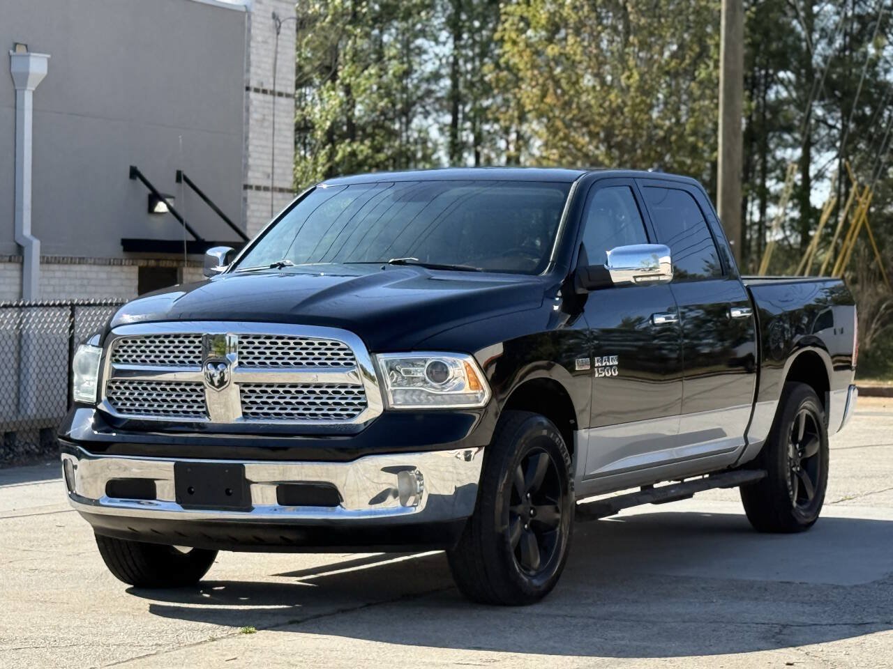 Used 2013 RAM 1500 Laramie RWD image 2