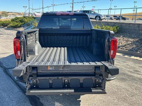 New 2025 GMC Sierra 1500 Denali w/ Technology Package image 12