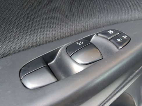 Used 2019 Nissan Sentra SV FWD image 27