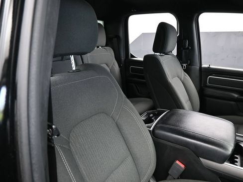 Used 2021 RAM 1500 Big Horn RWD image 38