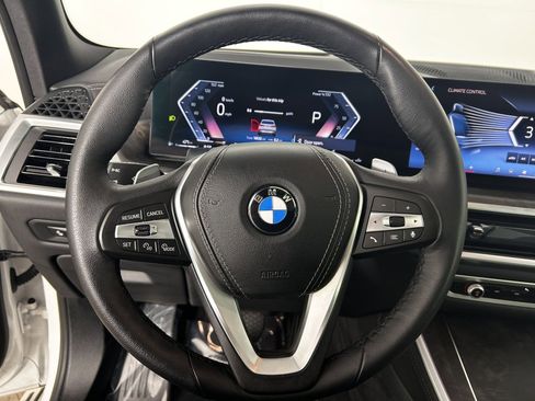 Used 2026 BMW X5 xDrive40i AWD/4WD image 25