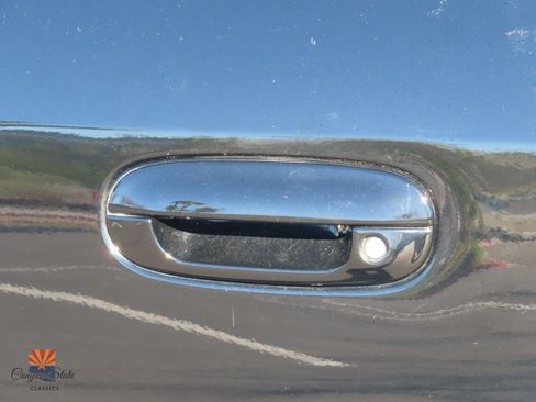 Used 2002 Chevrolet TrailBlazer LT w/ LT Leather Plus Pkg image 27