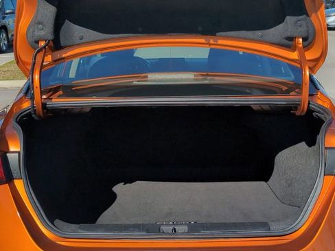 Used 2023 Nissan Sentra SR w/ Electronics Package image 5