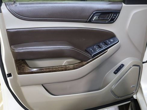Used 2015 Chevrolet Tahoe LT RWD image 31