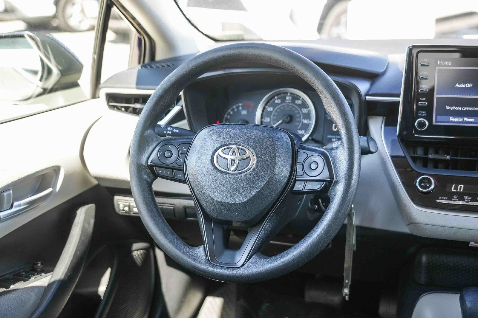 Used 2020 Toyota Corolla LE FWD image 15