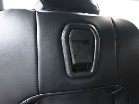 Used 2025 Ford Mustang GT Premium RWD image 33